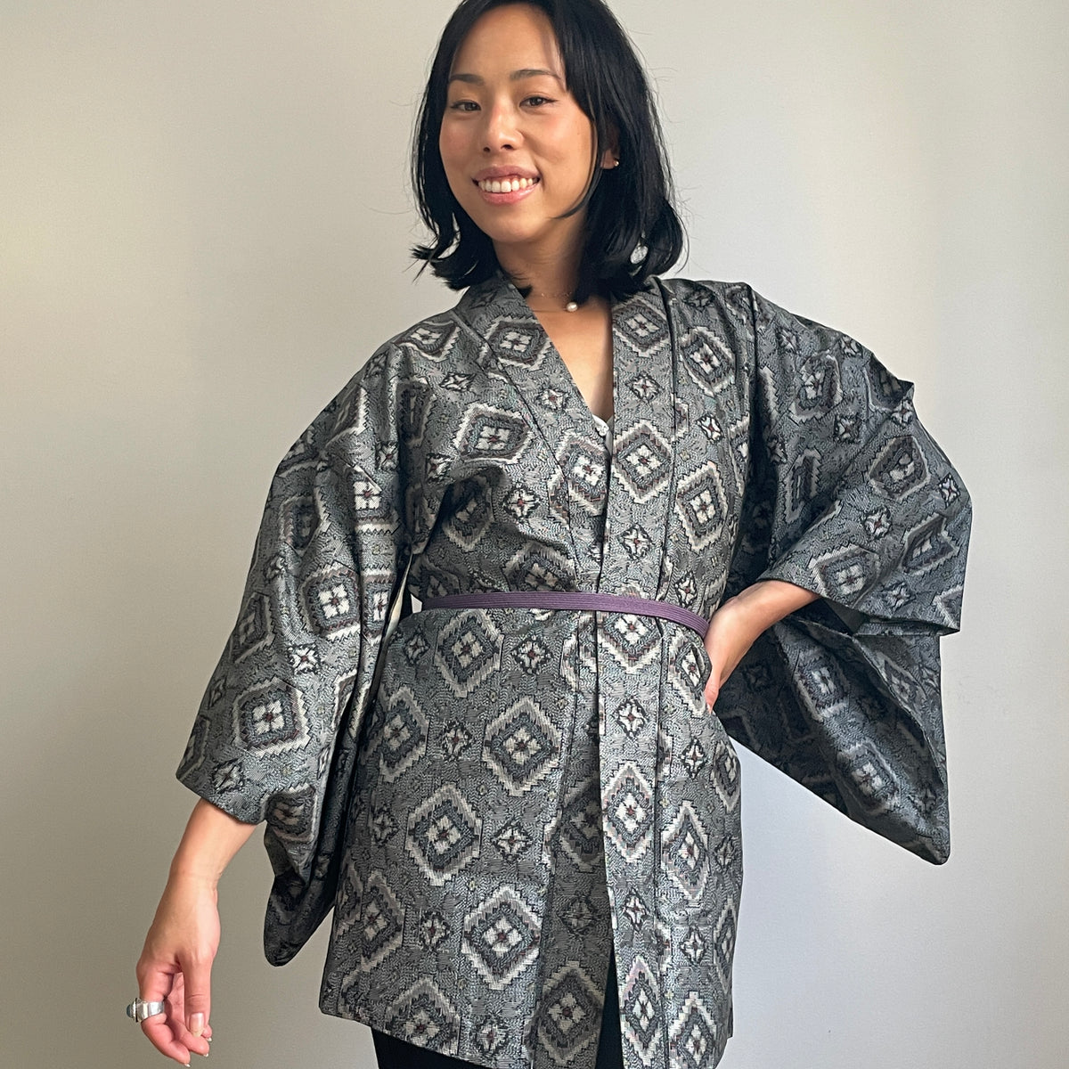Haori Grey Geometric in Tsumugi Technique in Silk