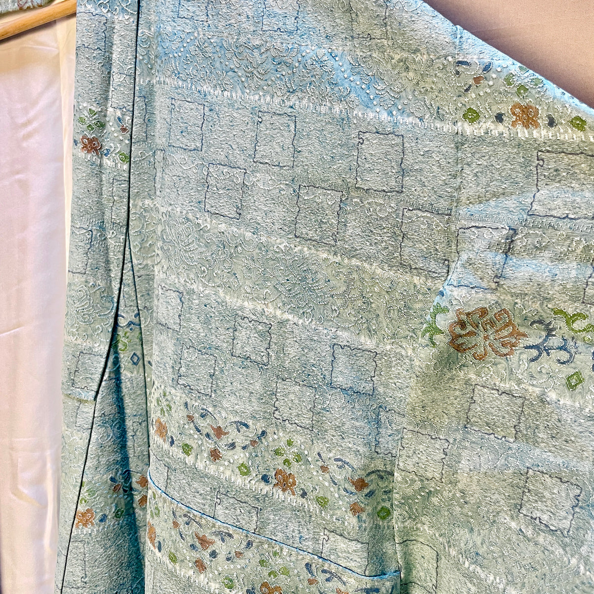 Kimono in Light Blue Silk