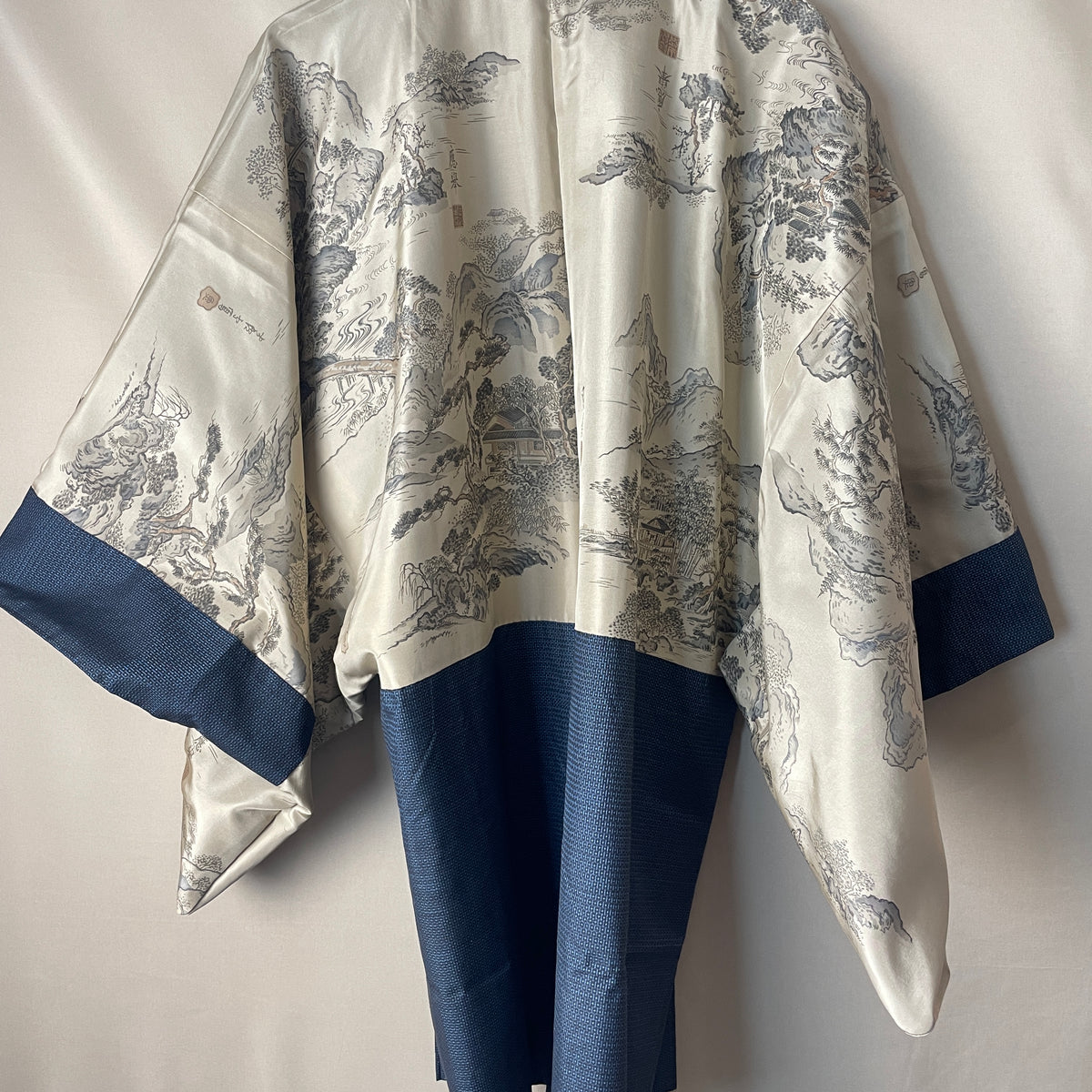 Haori Mens Oshima Tsumugi Silk with Art