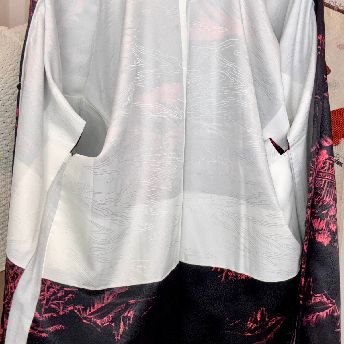 Haori Black with Pink Japanese Houses in Silk