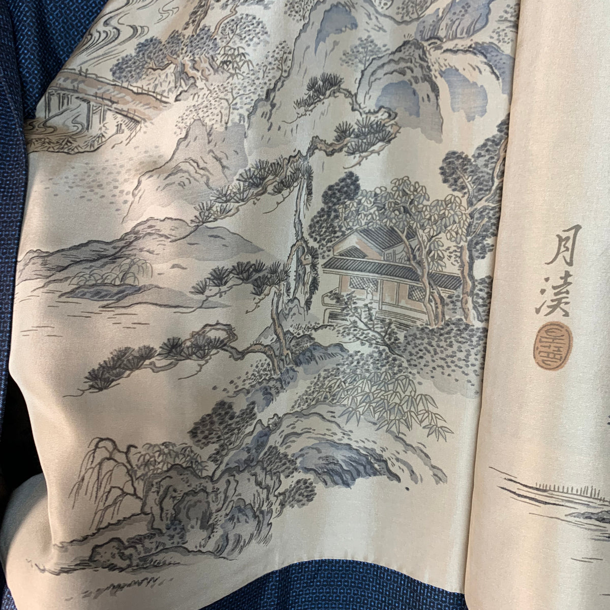 Haori Mens Oshima Tsumugi Silk with Art