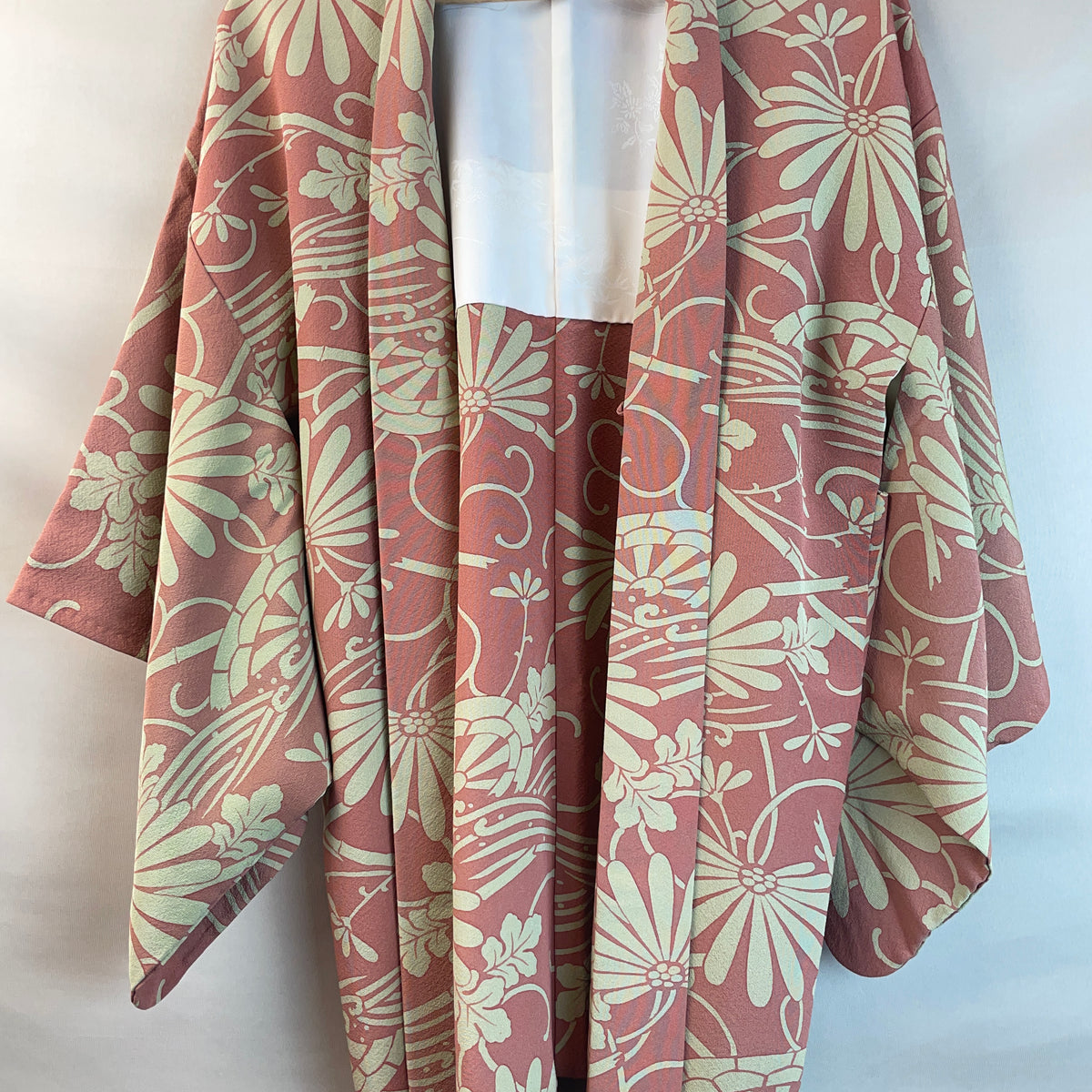 Haori Crepe Clay Flowers