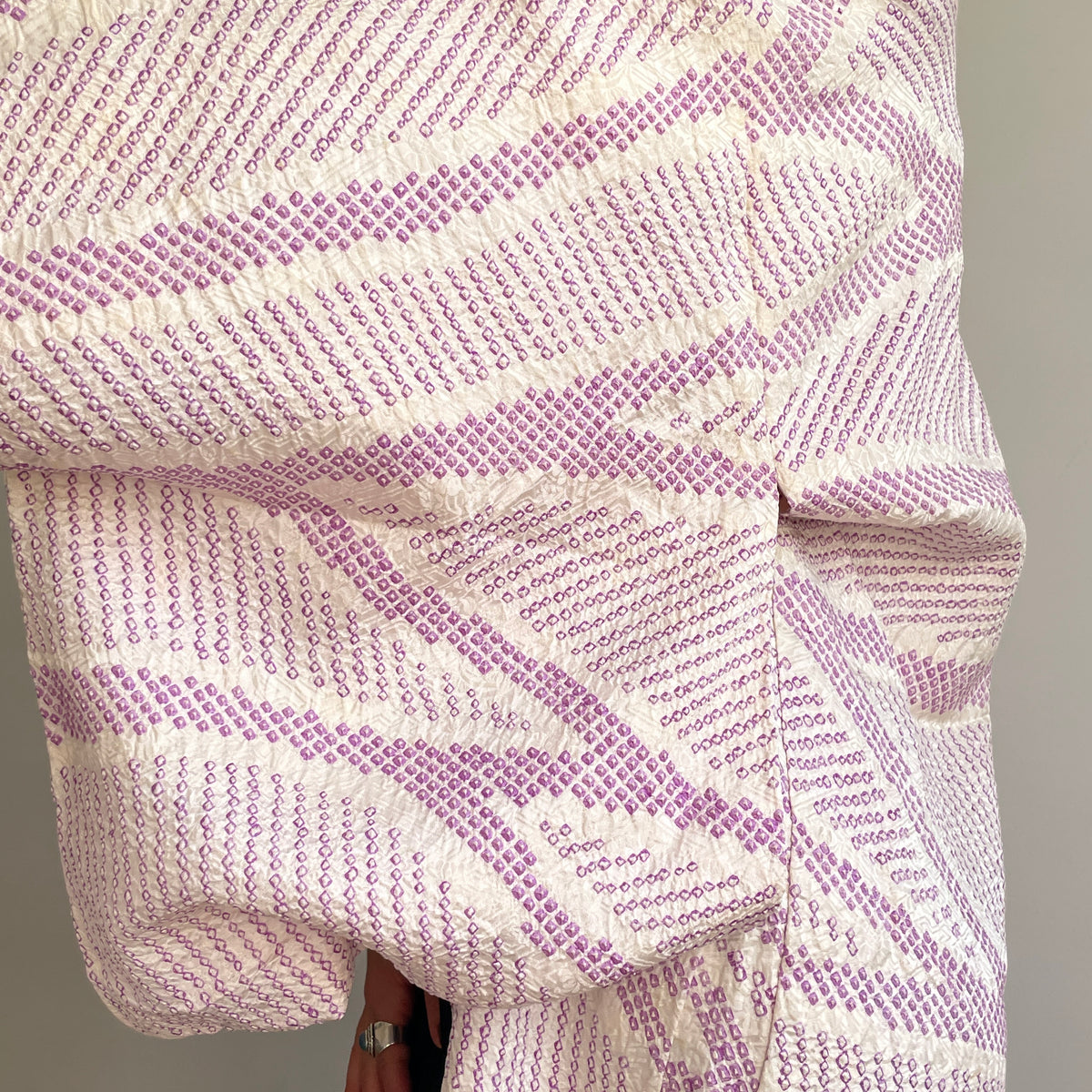 Haori White with Shibori Technique in Purple Silk