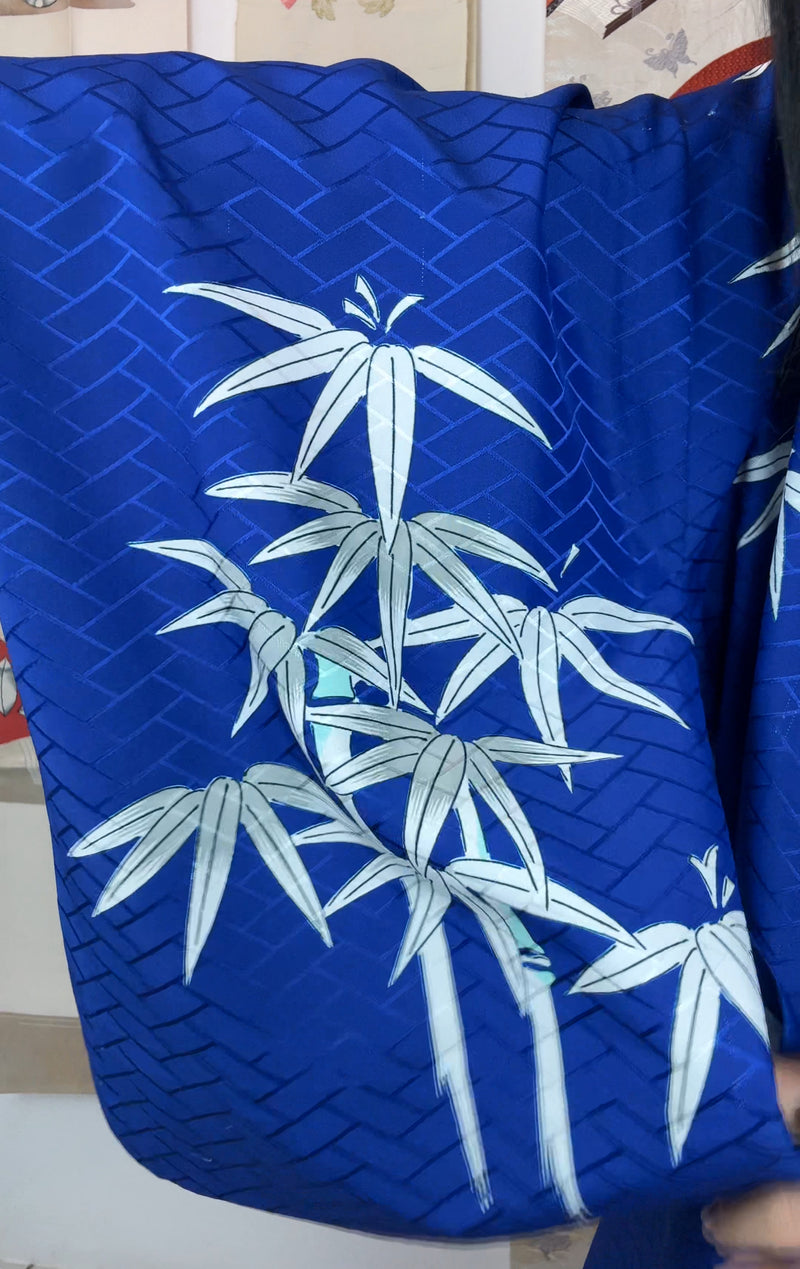 Kimono Single Layer Royal Blue with Painted Bamboo in Silk