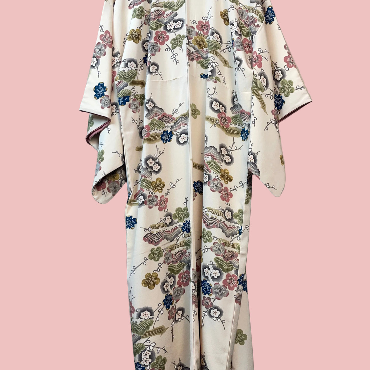 Kimono Cream with Japanese Garden Cherryblossom Painting
