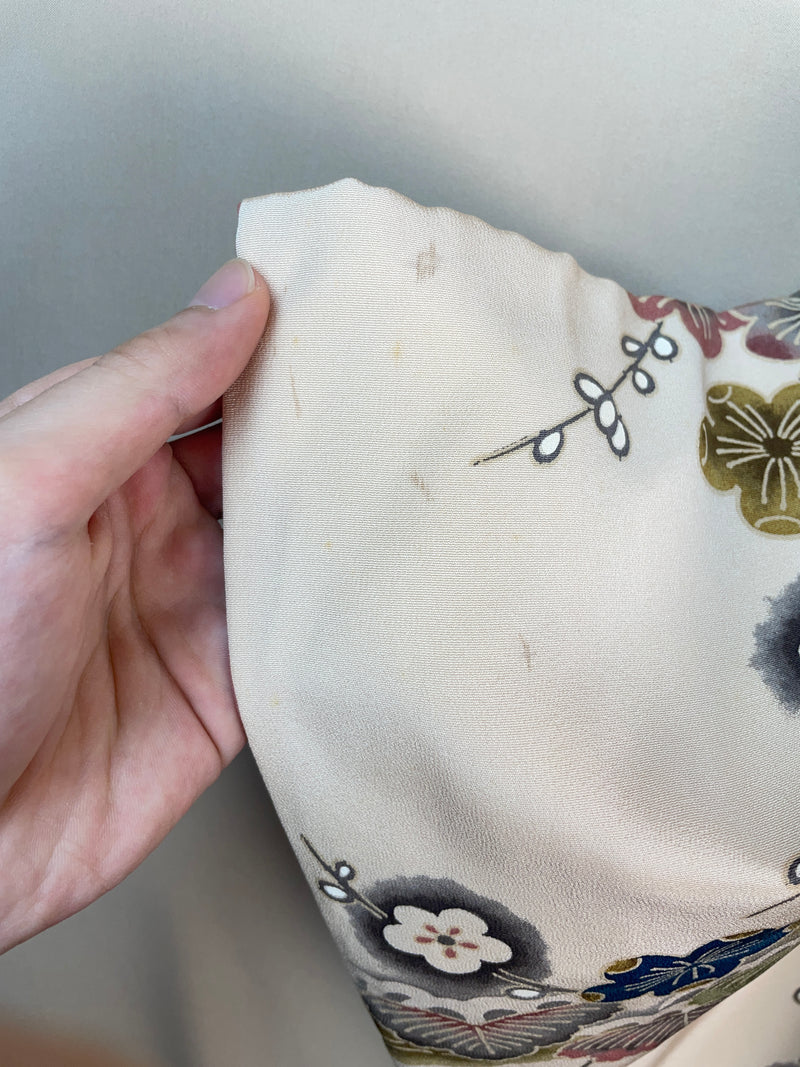 Kimono Cream with Japanese Garden Cherryblossom Painting