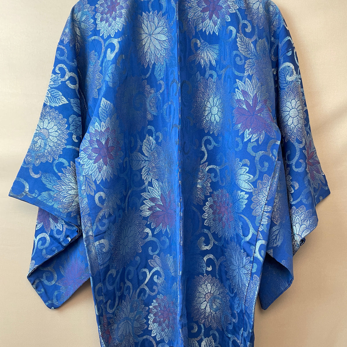 Haori Blue Jacquard with Embroidered Metallic Flowers