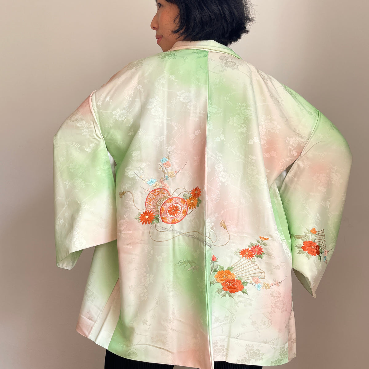 Haori Light Green and Cream With Flowers Embroideries