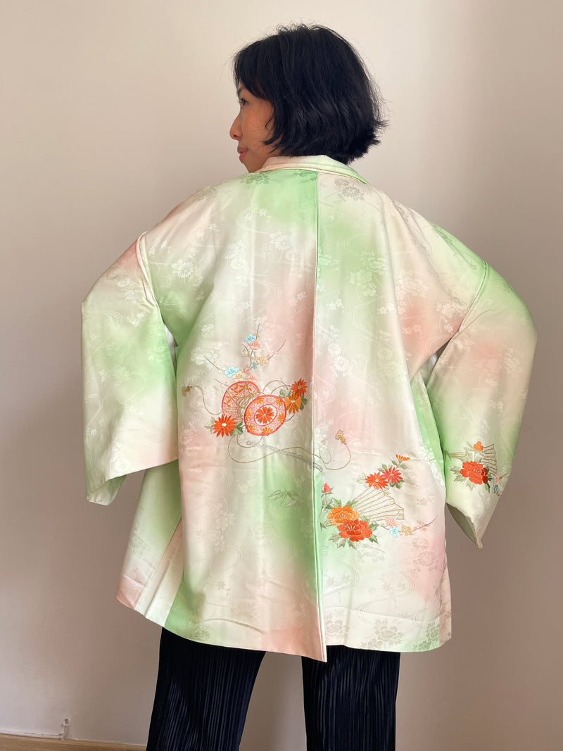 Haori Light Green and Cream With Flowers Embroideries