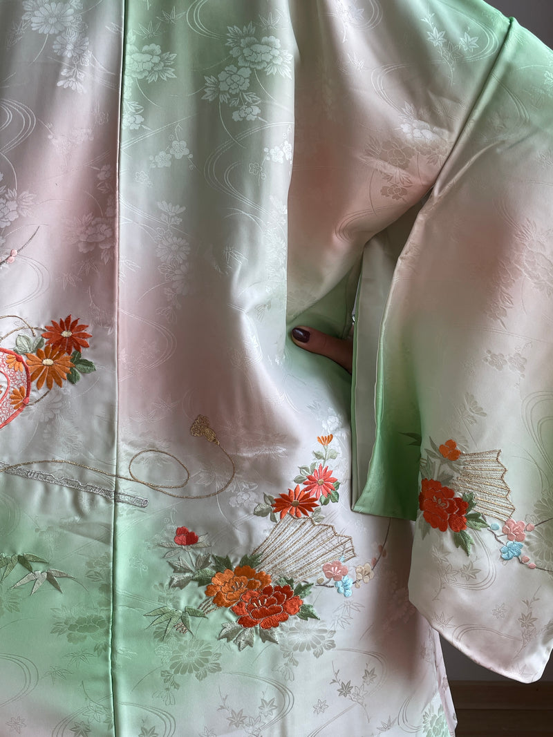 Haori Light Green and Cream With Flowers Embroideries