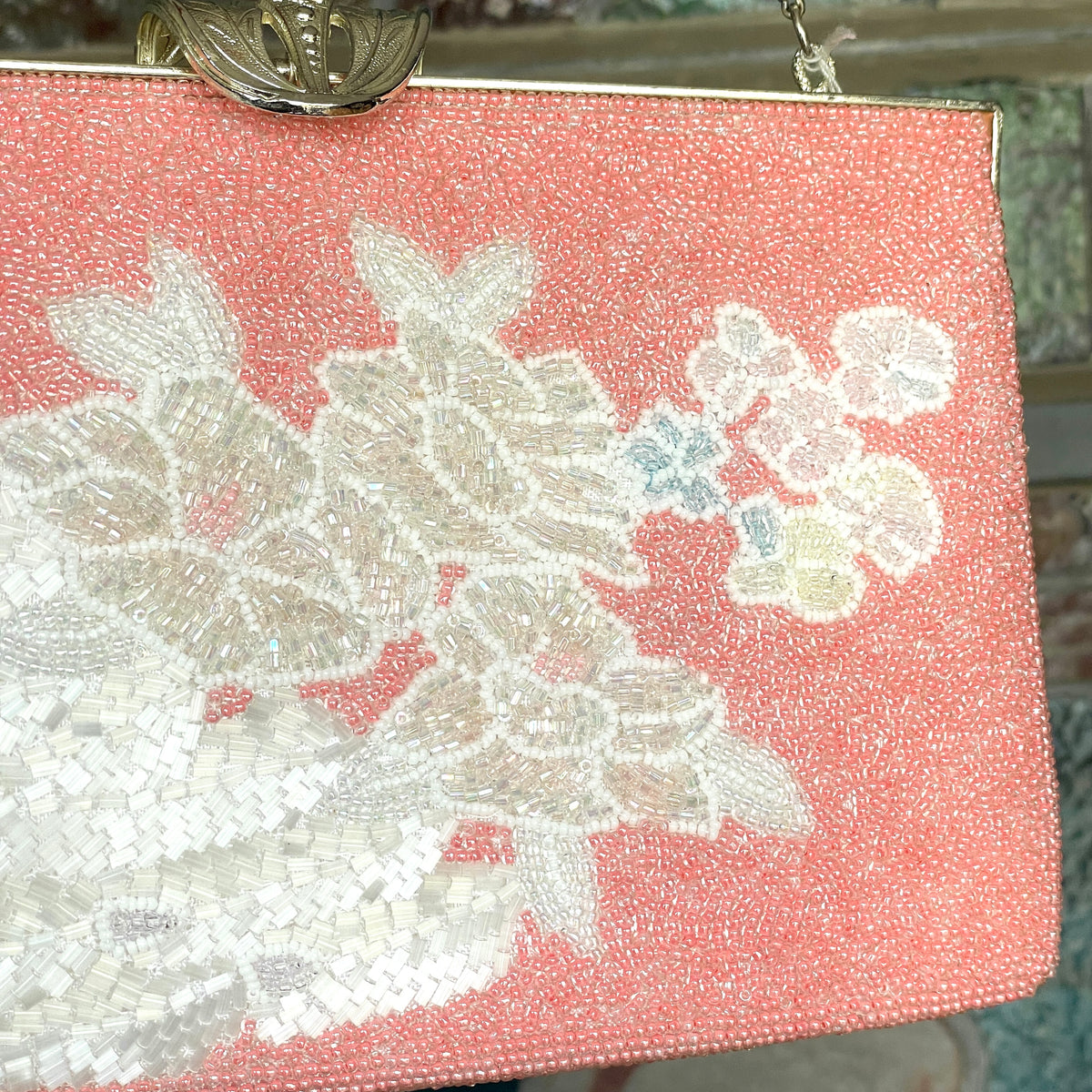 Beaded Bag Pink with white Flowers