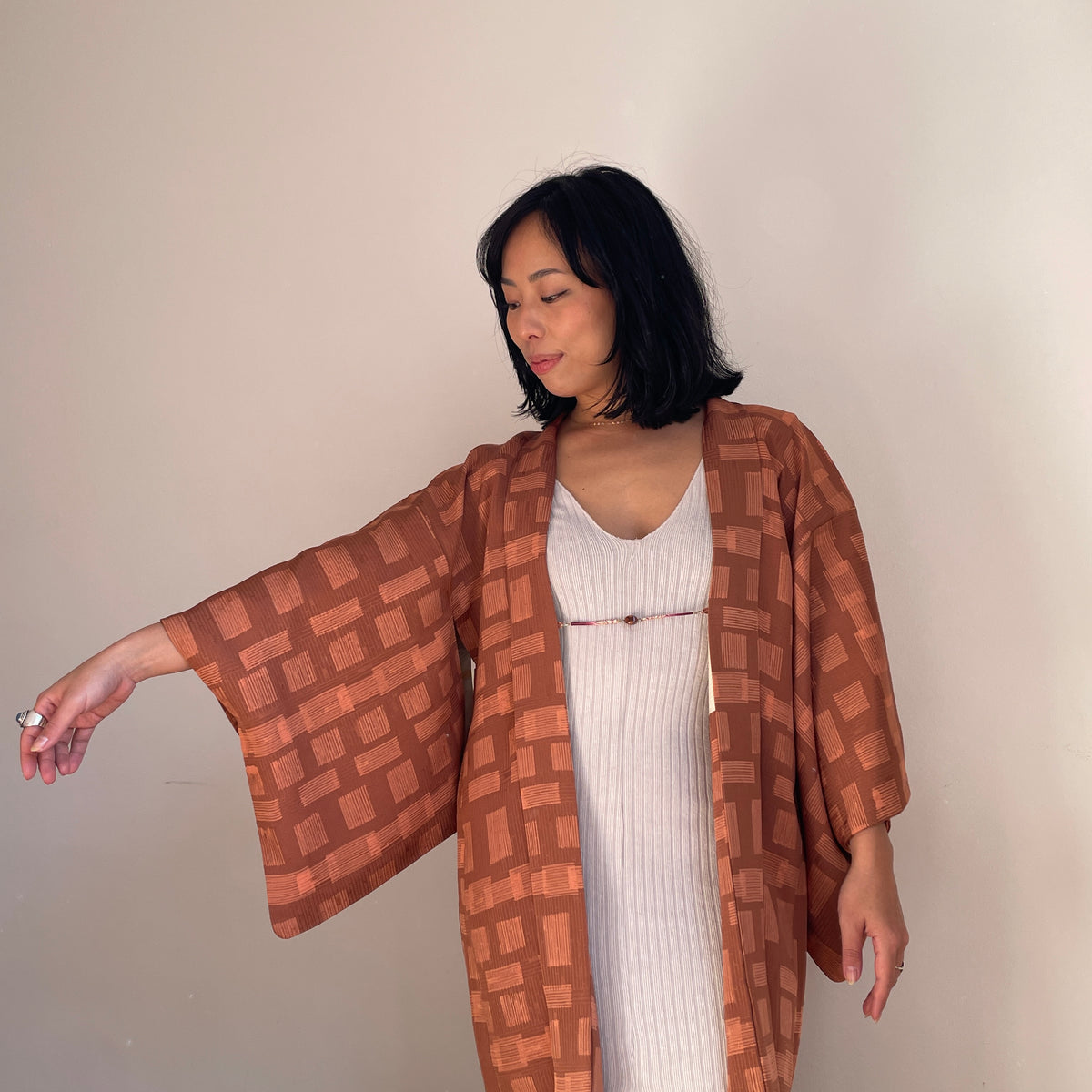Haori Cinamon with Bricks in Silk - Closure attached