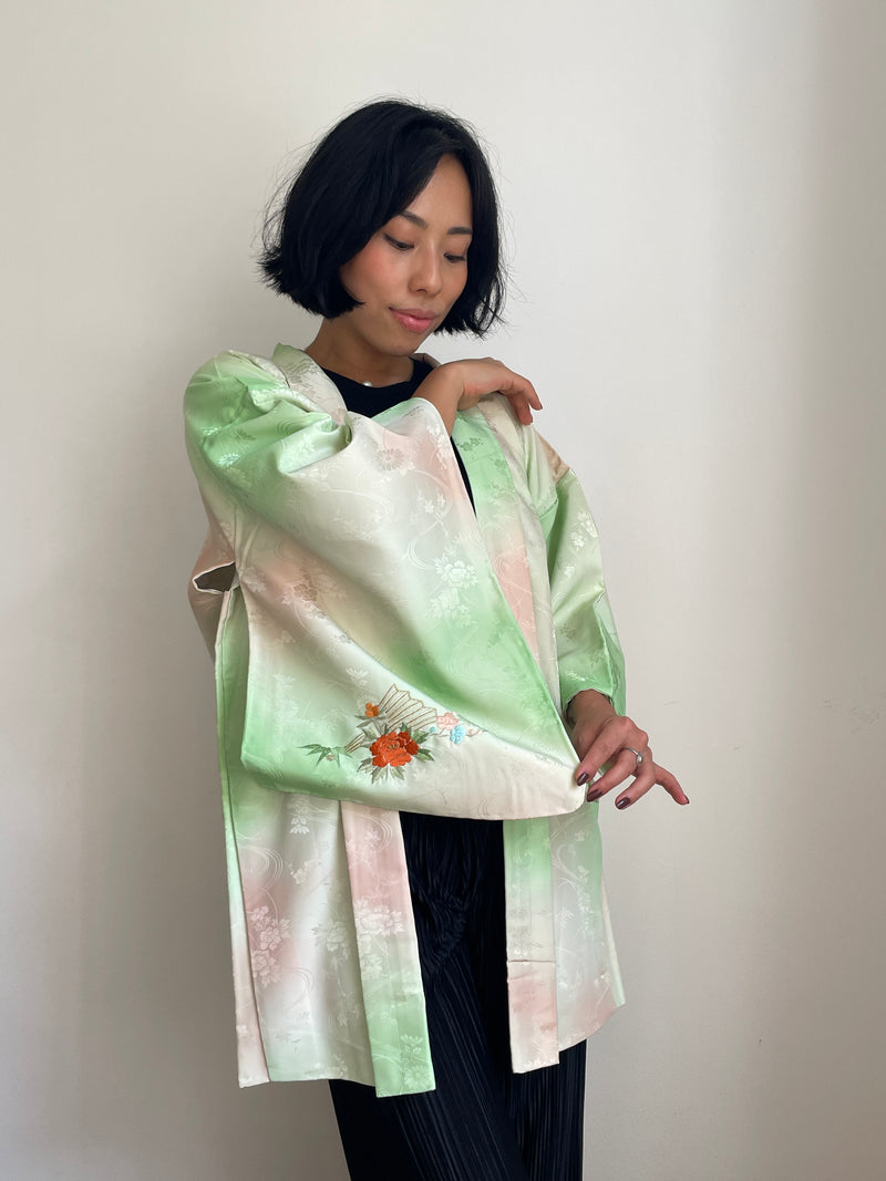 Haori Light Green and Cream With Flowers Embroideries