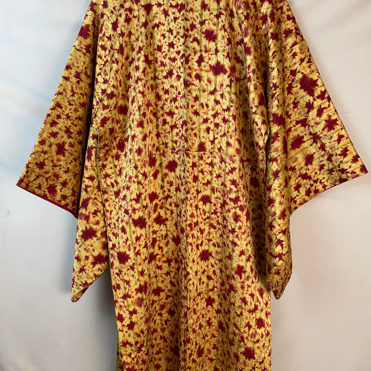 Kimono Golden Sun with Red Shibori Technique in Silk