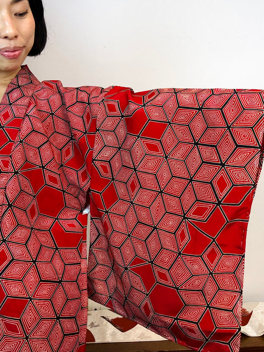 Haori Red Geometric Cubic Shapes