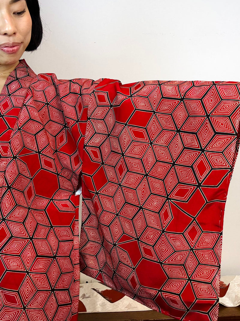 Haori Red Geometric Cubic Shapes