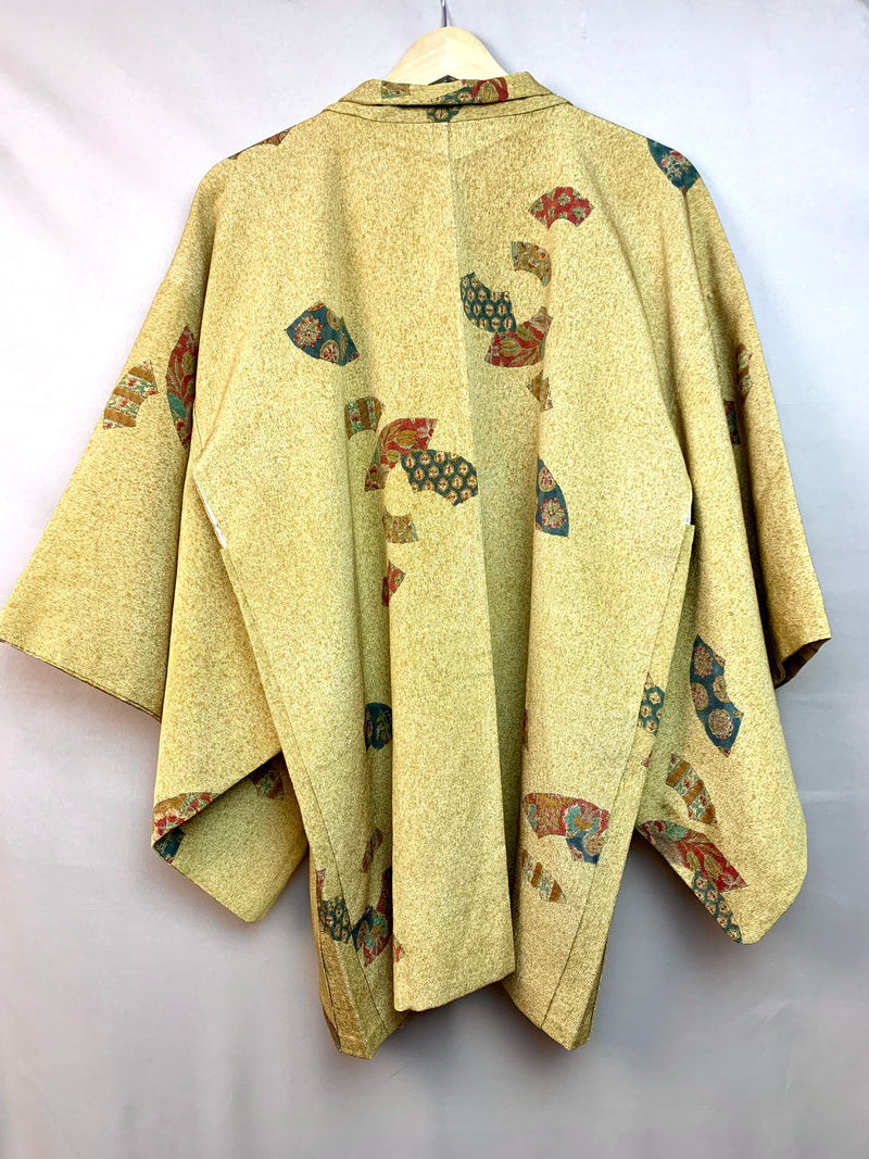 Haori Thai Curry With Fans