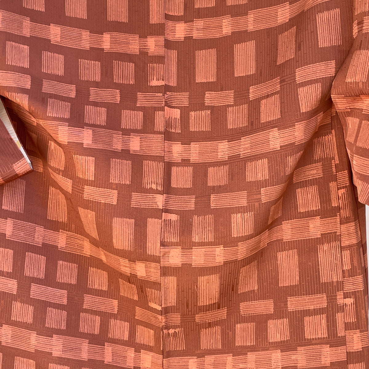 Haori Cinamon with Bricks in Silk - Closure attached