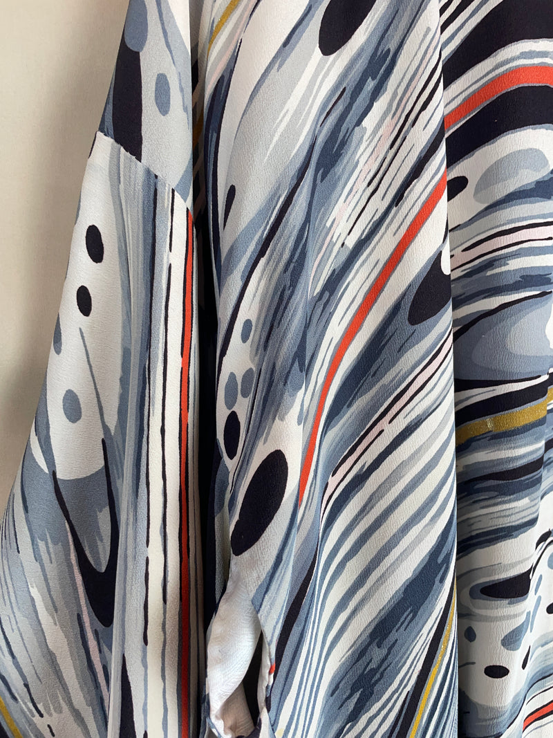 Haori Ink Ripples with Gold Details