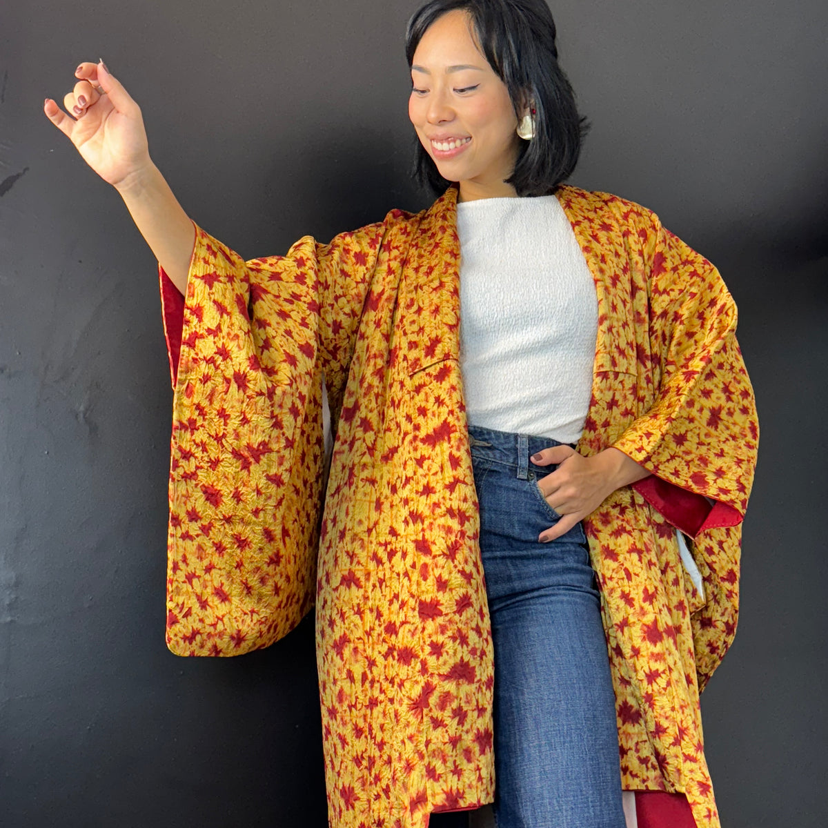 Kimono Golden Sun with Red Shibori Technique in Silk