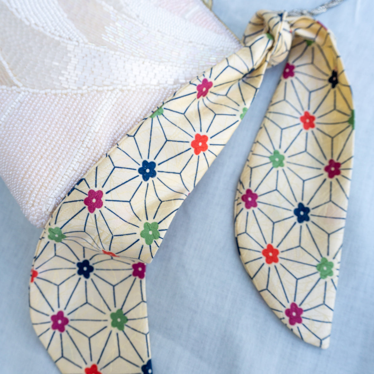 Scrunchie with Detachable Ribbon in Silk