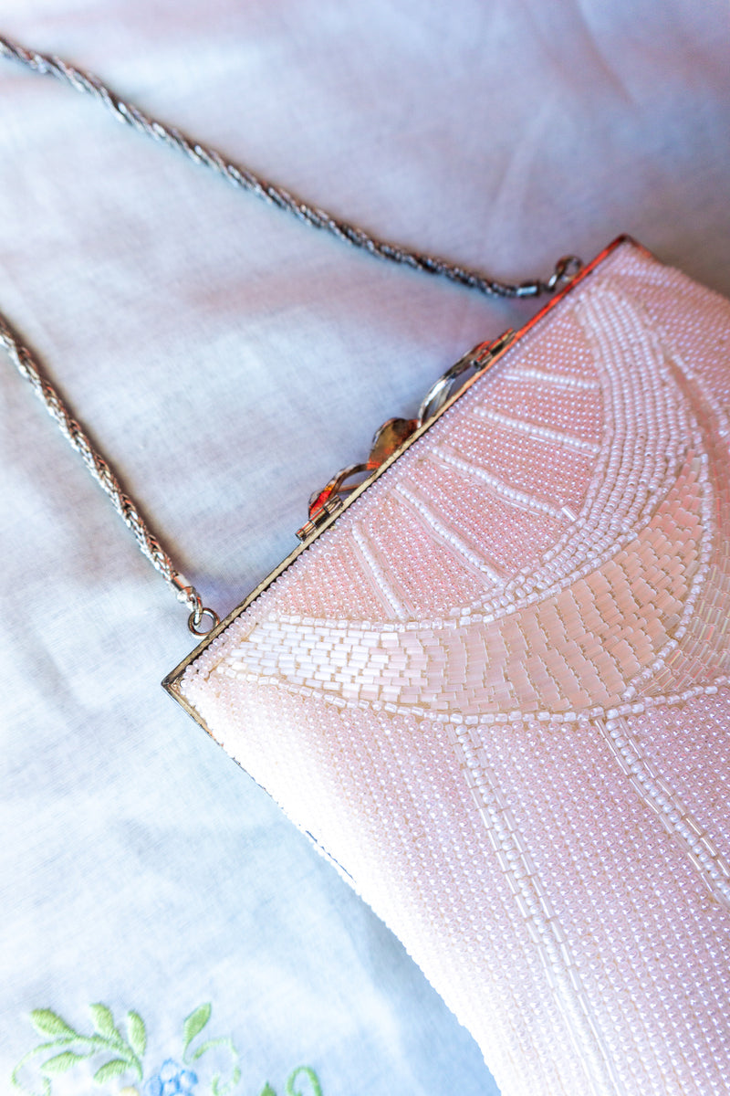Vintage Japanese Beaded Handbag in White and Light Pink