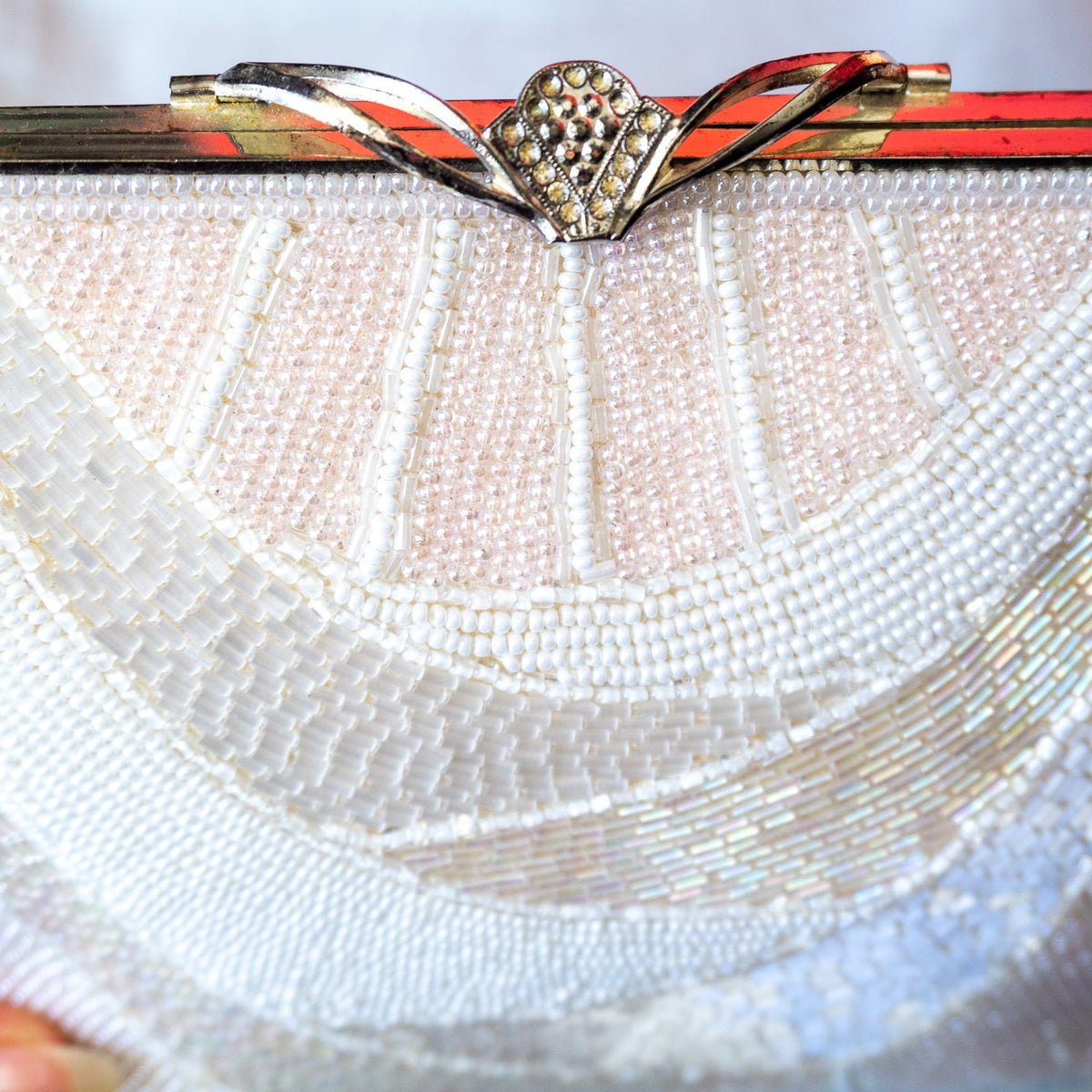 Vintage Japanese Beaded Handbag in White and Light Pink