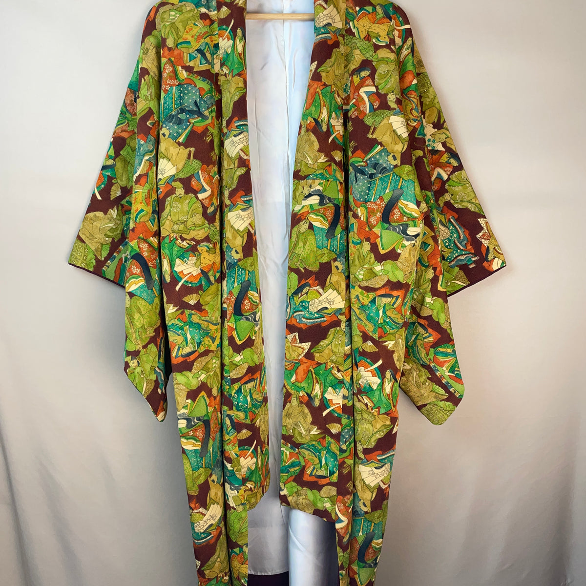 Kimono Dark Brown with Green Pattern of People in Kimono