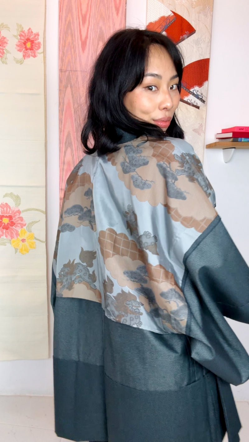Haori Mens Dark Grey Tsumugi Technique with Shisa Lion interior in Woven Silk