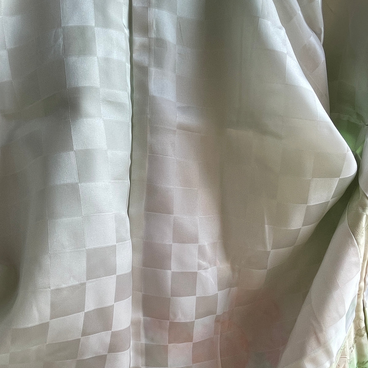 Haori Light Green and Cream With Flowers Embroideries