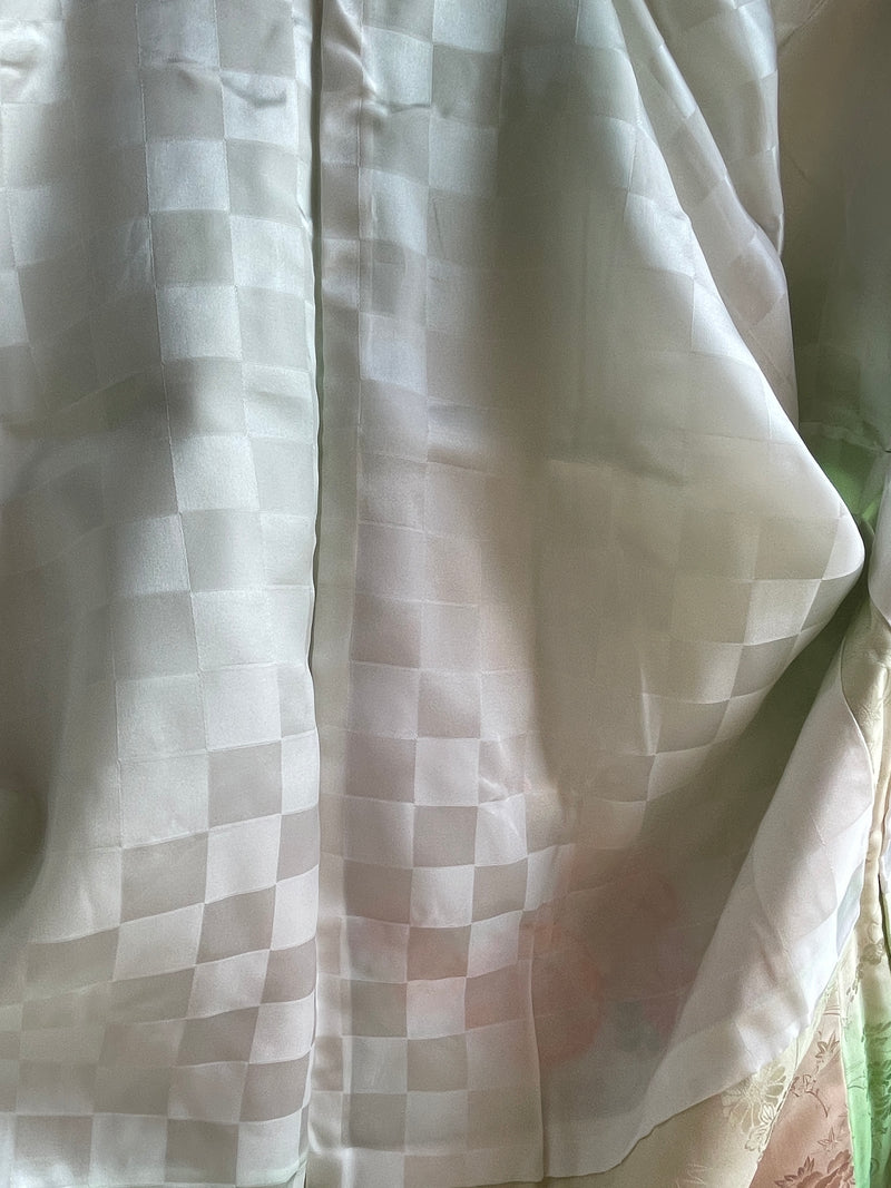 Haori Light Green and Cream With Flowers Embroideries