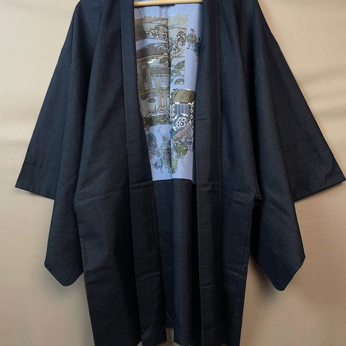 Haori Mens Dark Blue Oshima Tsumugi Silk with Painted Interior