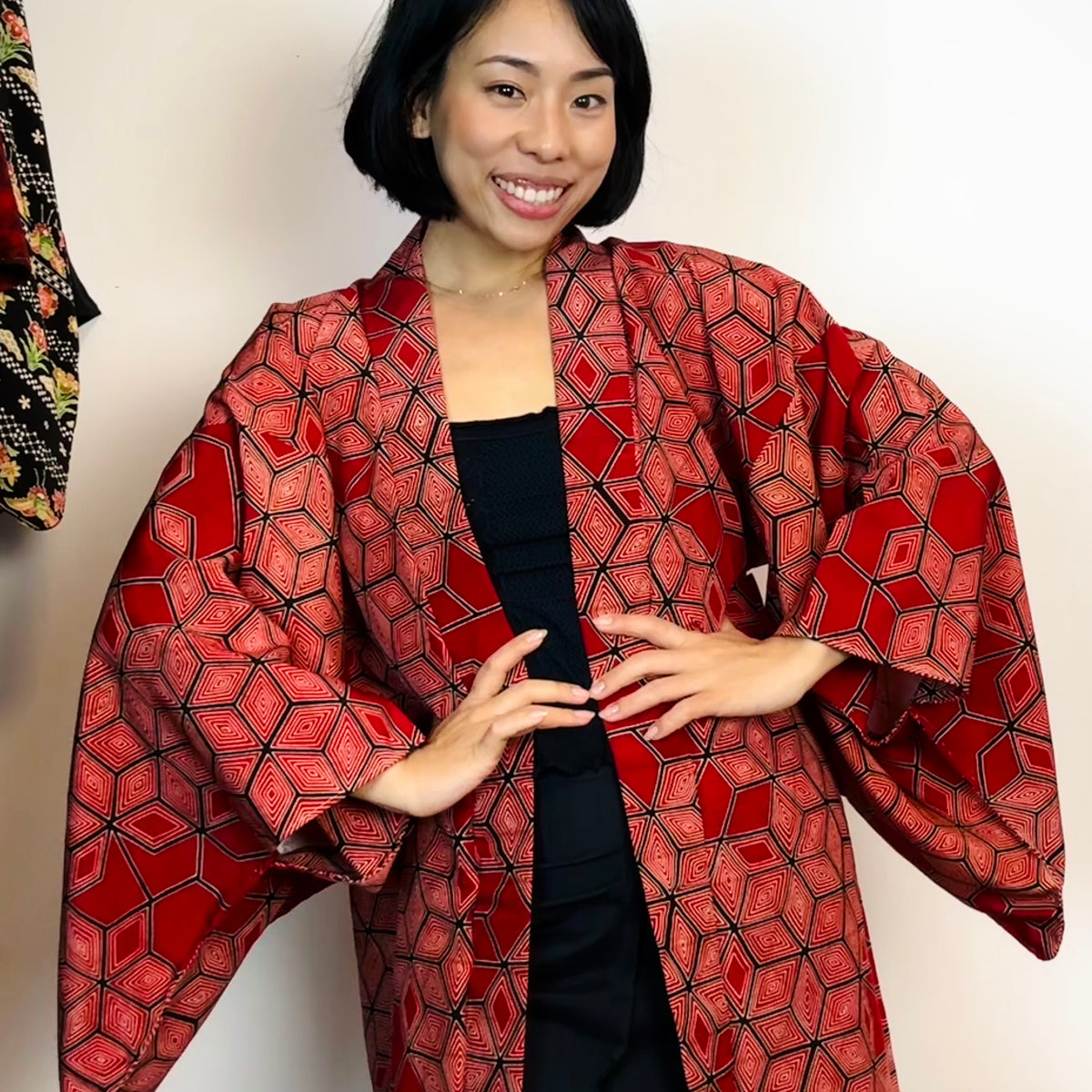 Haori Red Geometric Cubic Shapes