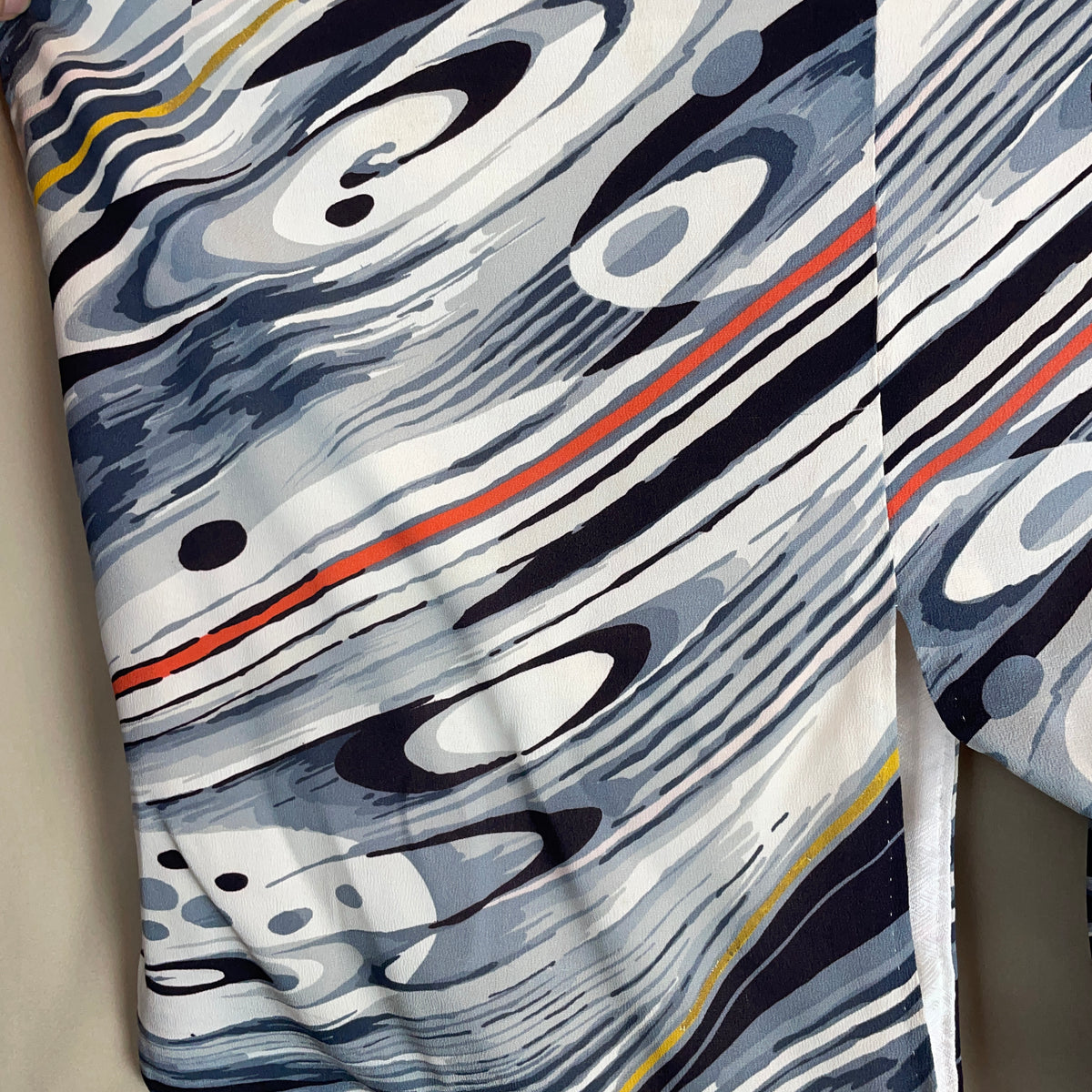 Haori Ink Ripples with Gold Details