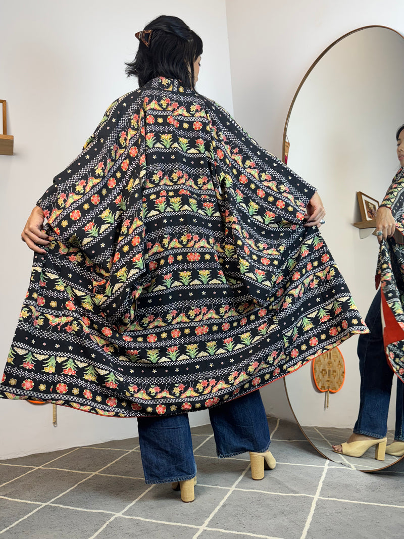 Kimono Black Summer with Red and White in Silk