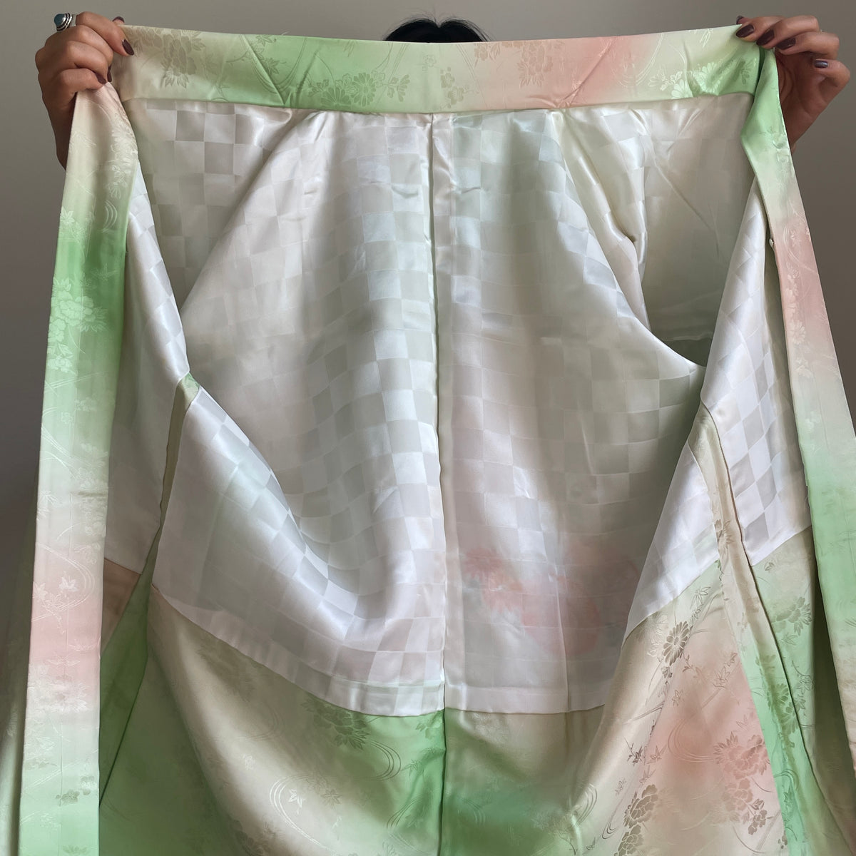 Haori Light Green and Cream With Flowers Embroideries