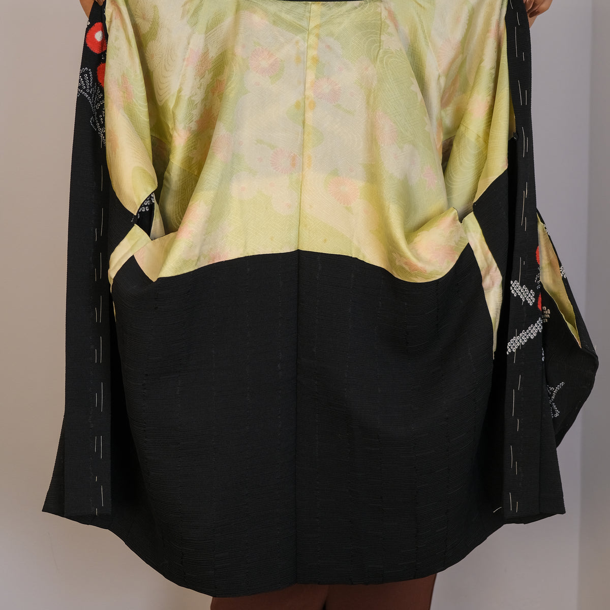 Haori Jacket Black with Shibori Flowers