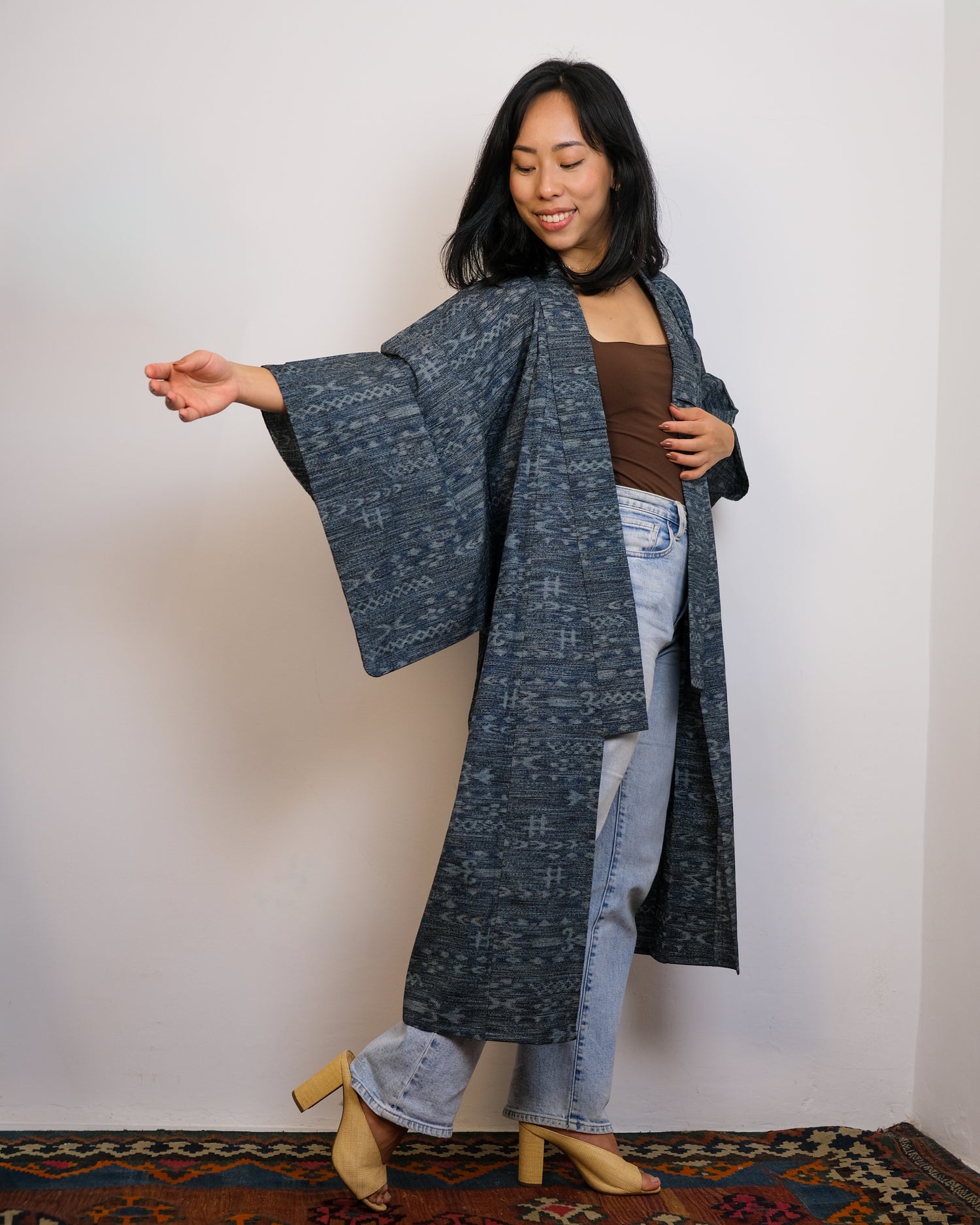 Kimono Dark Blue Woven with Pattern Single Layer