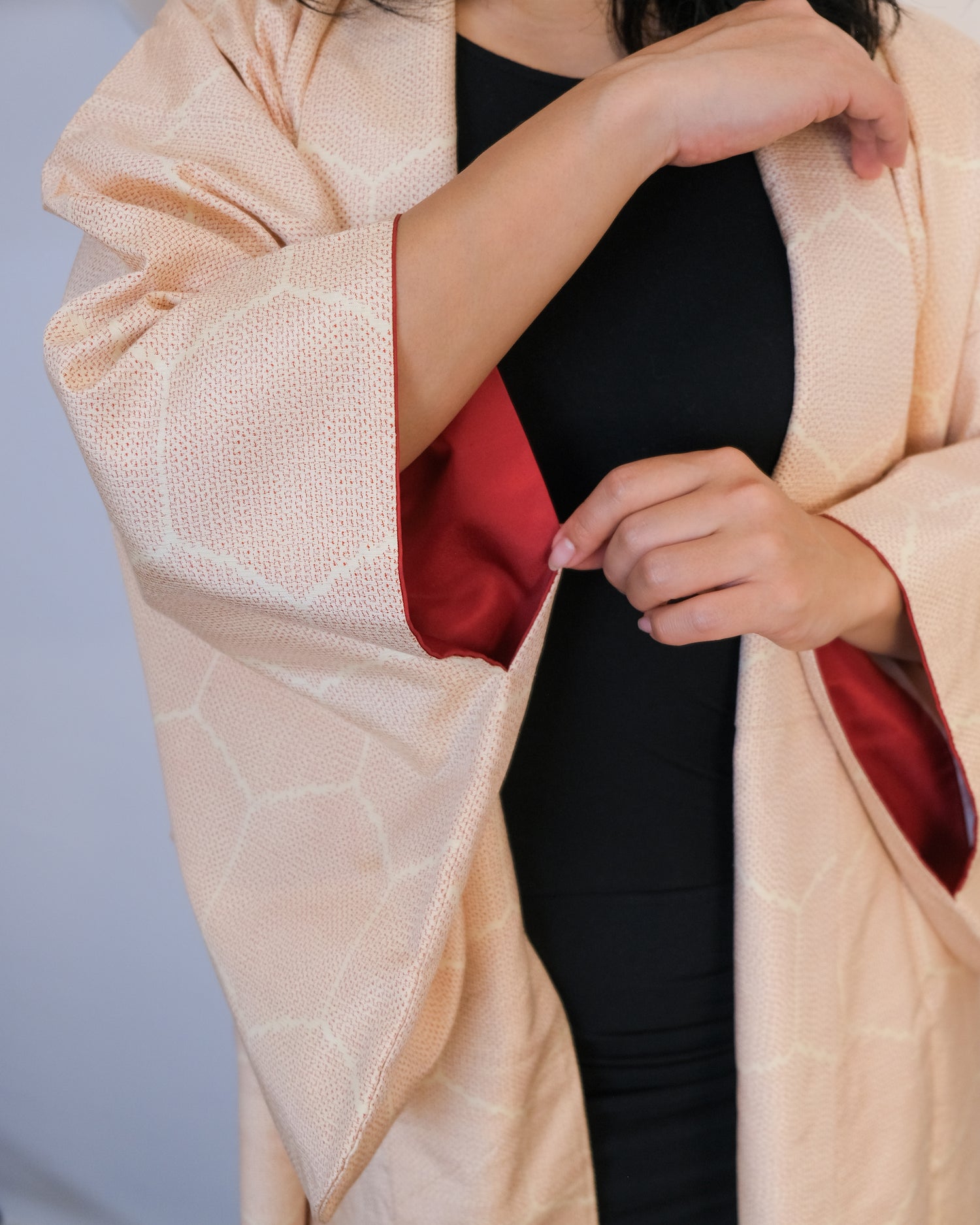 Short Kimono Turtle Shell in Pale Pink Tsumugi Silk