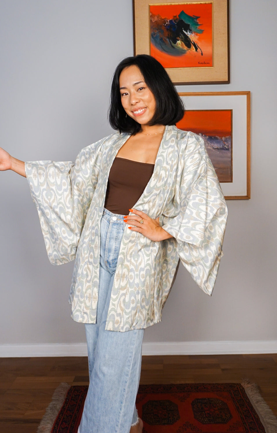 Short Kimono in Tsumugi Silk White with Patterns