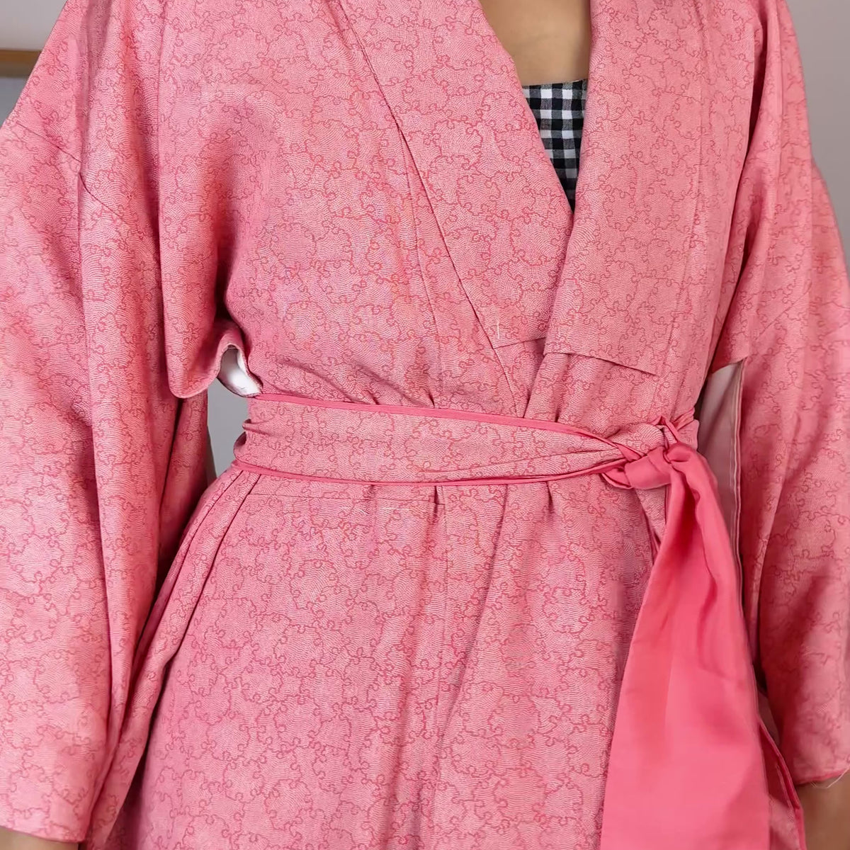 Kimono Pink Bubblegum in Silk with Belt