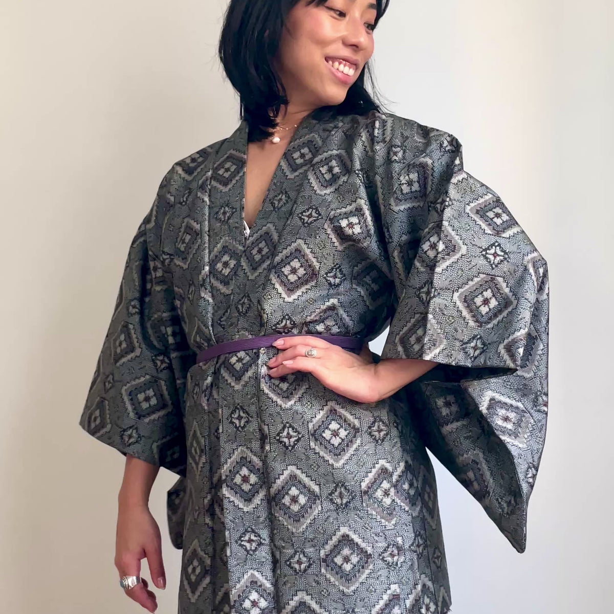 Haori Grey Geometric in Tsumugi Technique in Silk